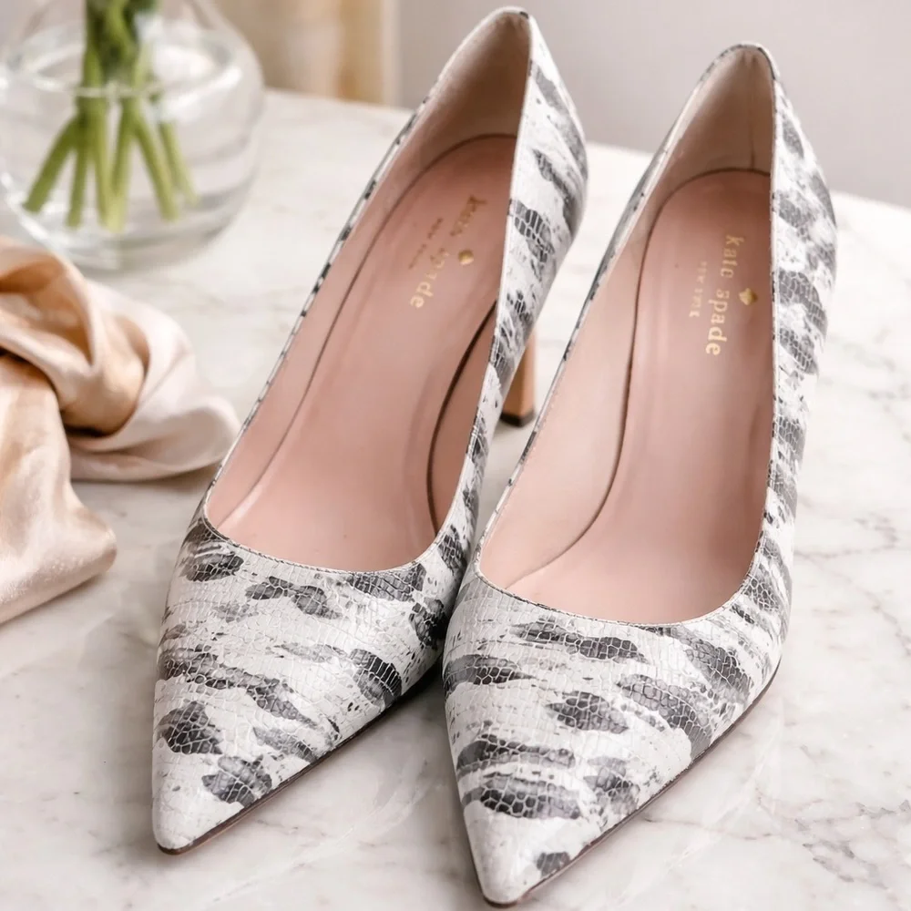 Kate Spade New York Snakeskin Print Pointed Toe Pumps – Size 9B